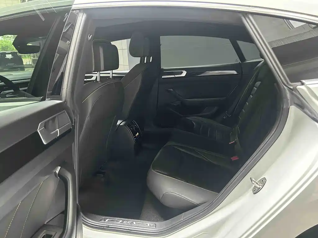 Volkswagen FAW - Passat CC CC 2021 380TSI