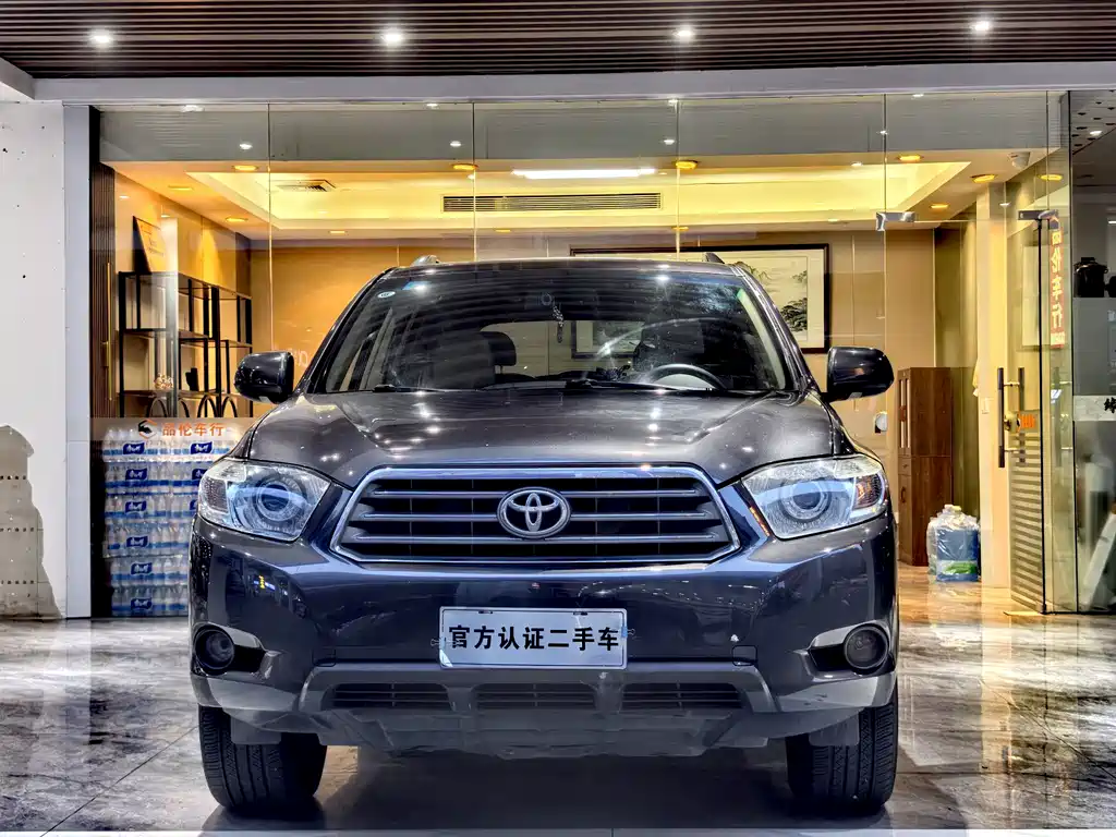 Toyota Highlander (Import) — миниатюра 2