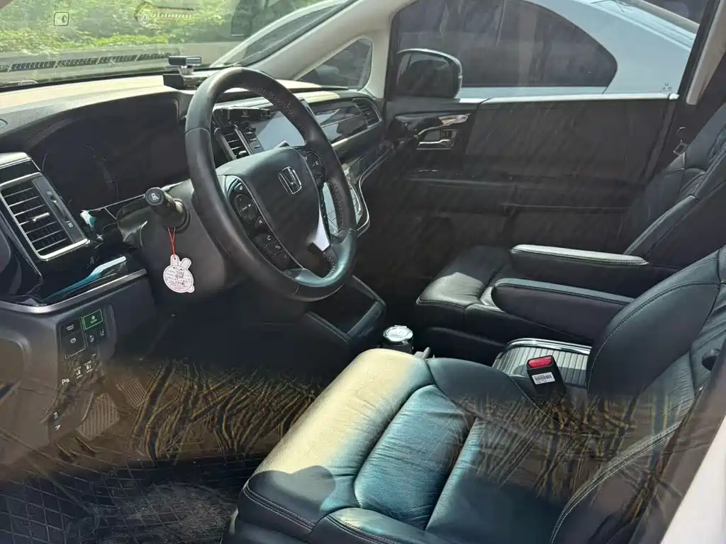 Honda Elysion — миниатюра 7