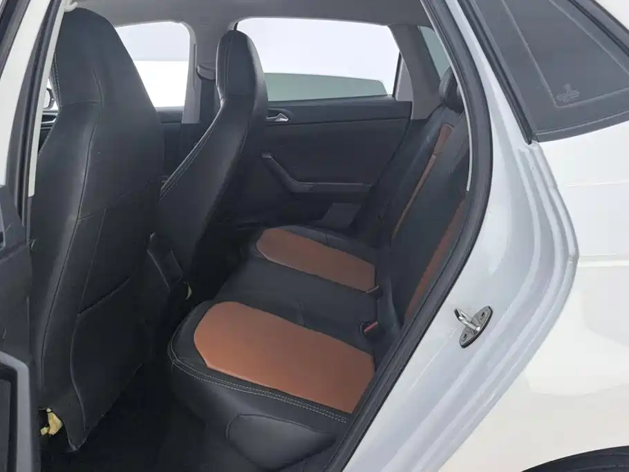 Volkswagen Polo — миниатюра 11
