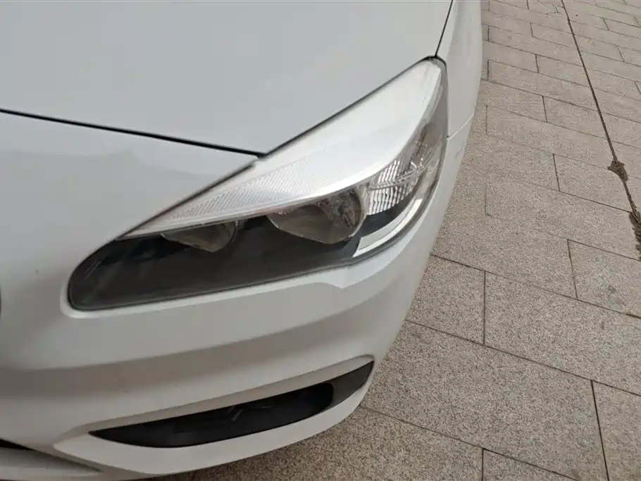 BMW 2 SERIES STATION WAGON