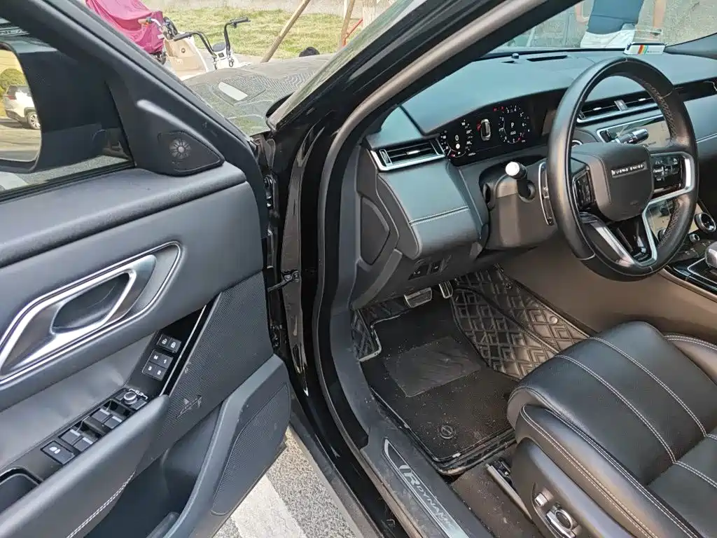 Land Rover Velar — миниатюра 12