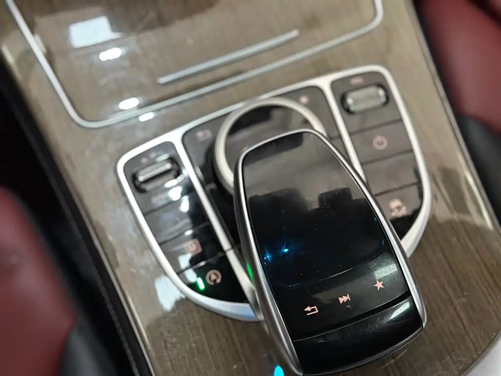 MERCEDES-BENZ GLC COUPE