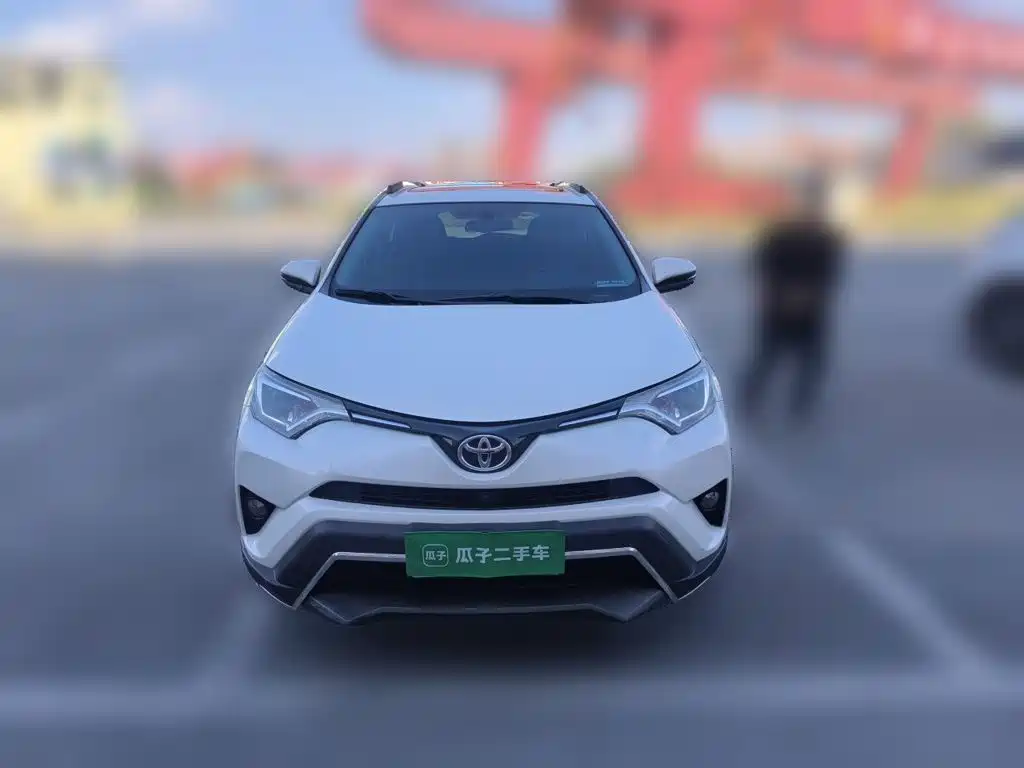 Toyota RAV4 — миниатюра 23