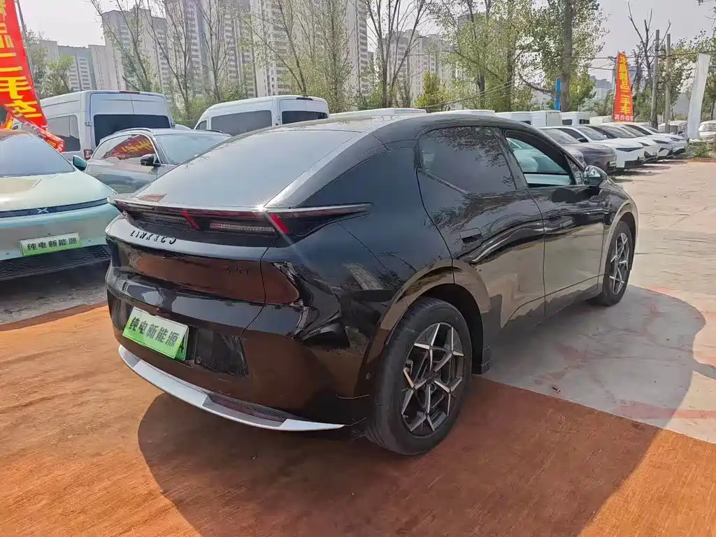 Lynk & Co Z20 — миниатюра 7