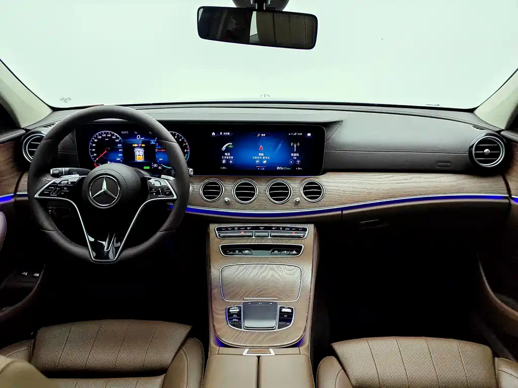 Mercedes-Benz E-Class New Energy — миниатюра 9