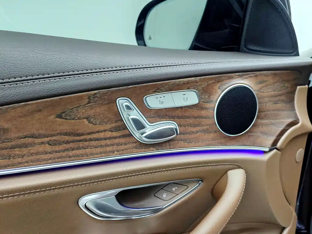 Mercedes-Benz E-Class New Energy — миниатюра 16