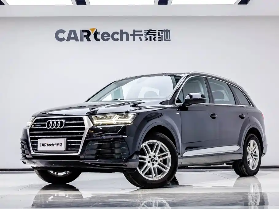 Audi Q5L — миниатюра 2