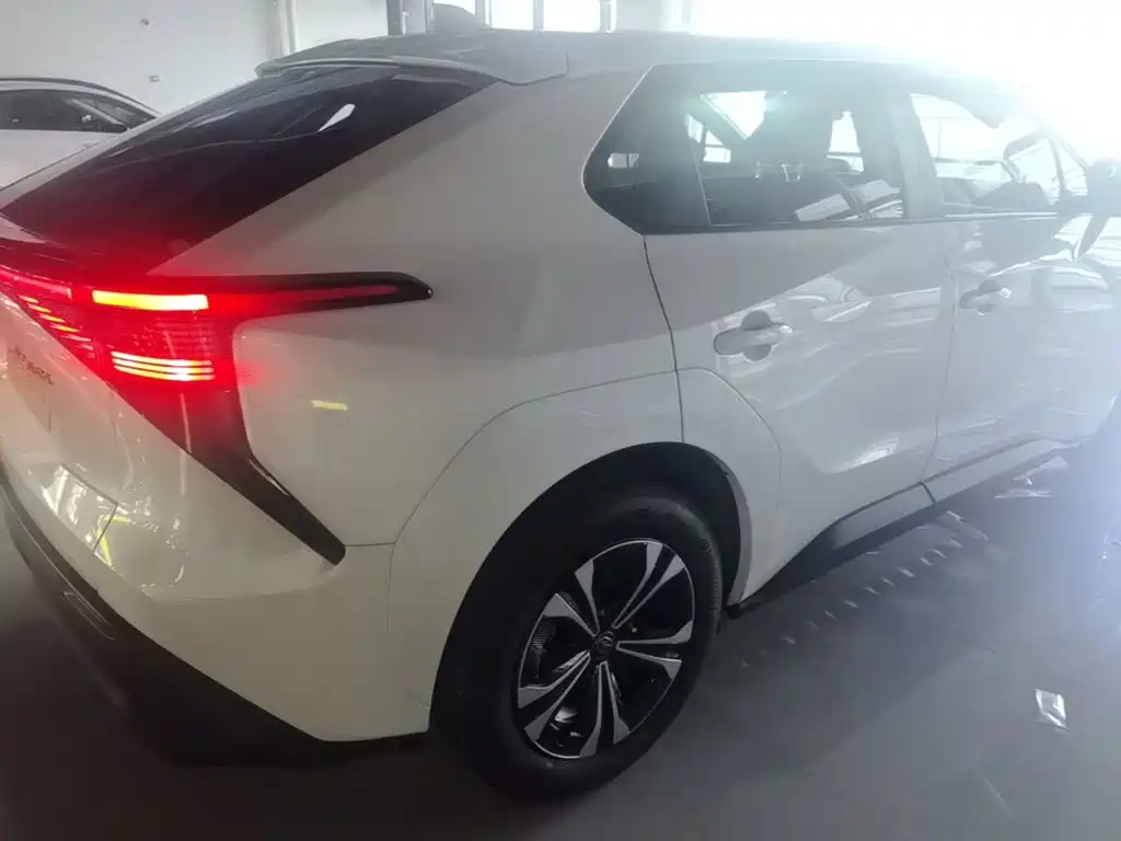 Toyota Peng Ji 4X — миниатюра 7