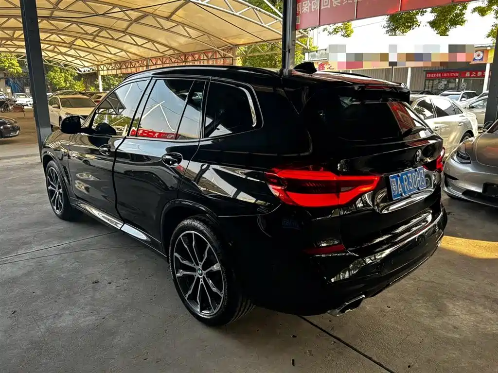 BMW  X3