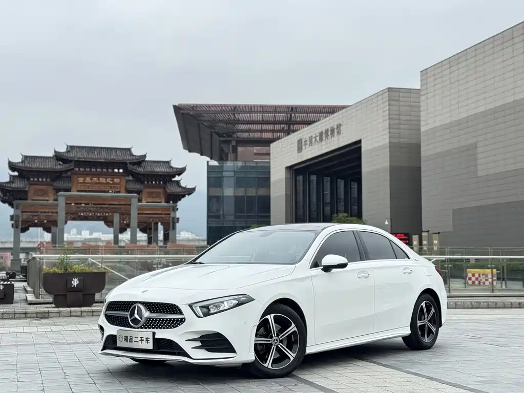 Mercedes-Benz A-Class A 2020 A 200 L Sport