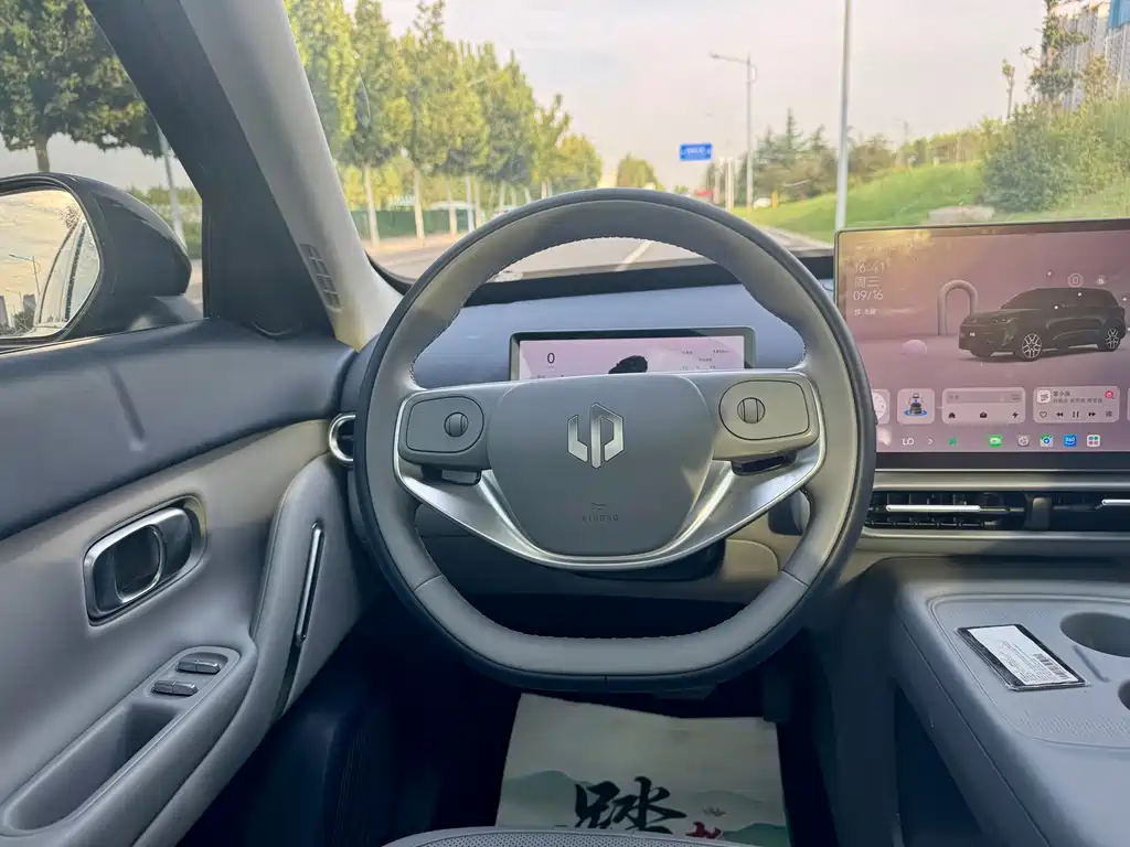 Leapmotor Leapmotor A10 — миниатюра 7