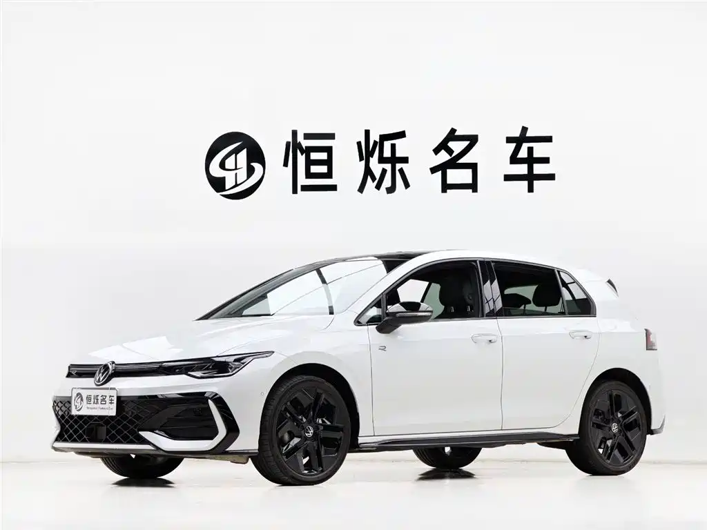 Volkswagen Golf 2025 300TSI R-Line