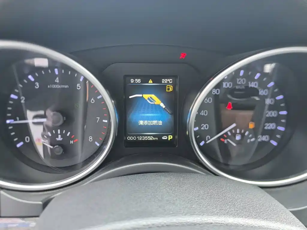 Haval H8 — миниатюра 12