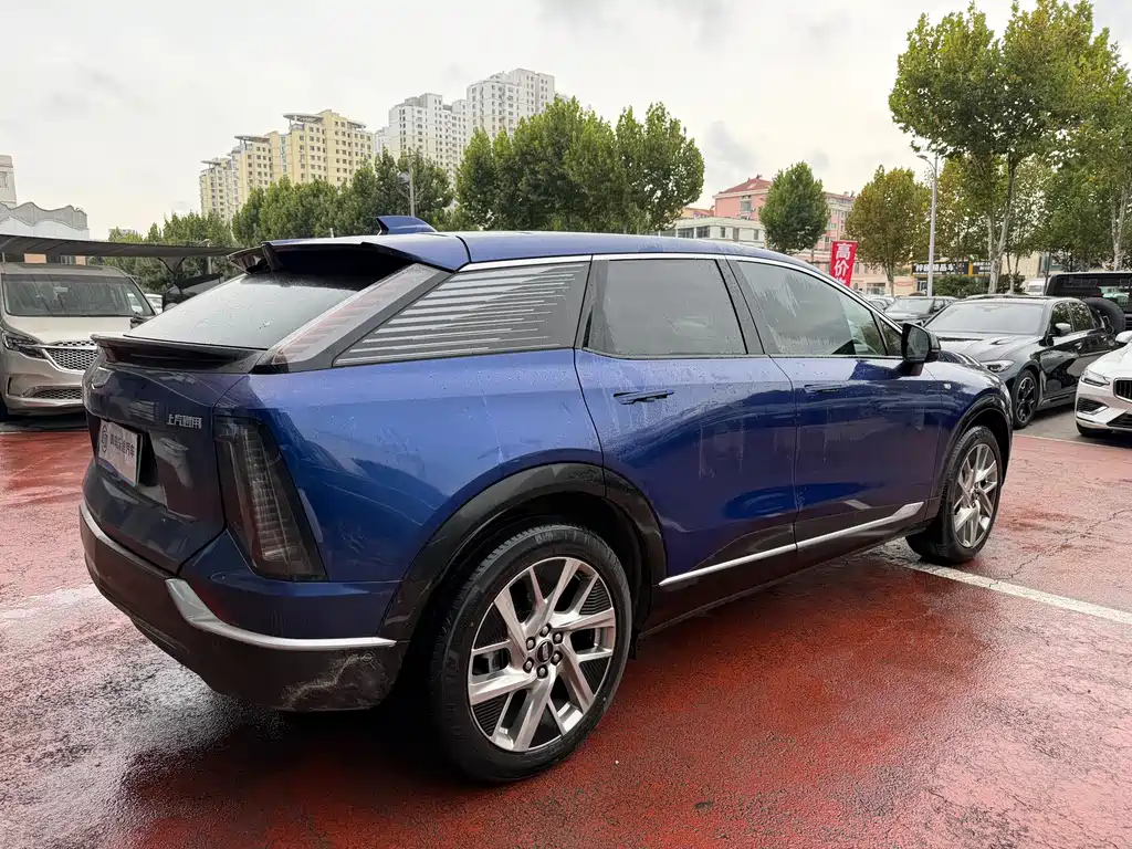 Cadillac IQ — миниатюра 6