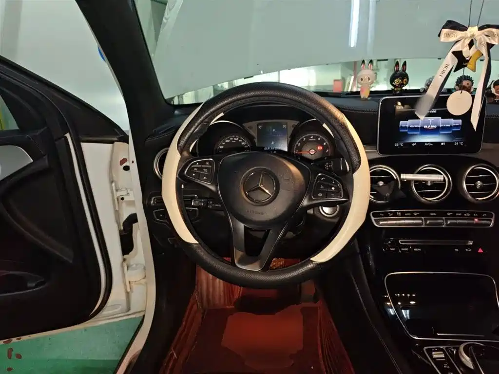 Mercedes-Benz GLC 2016 GLC 200 4MATIC