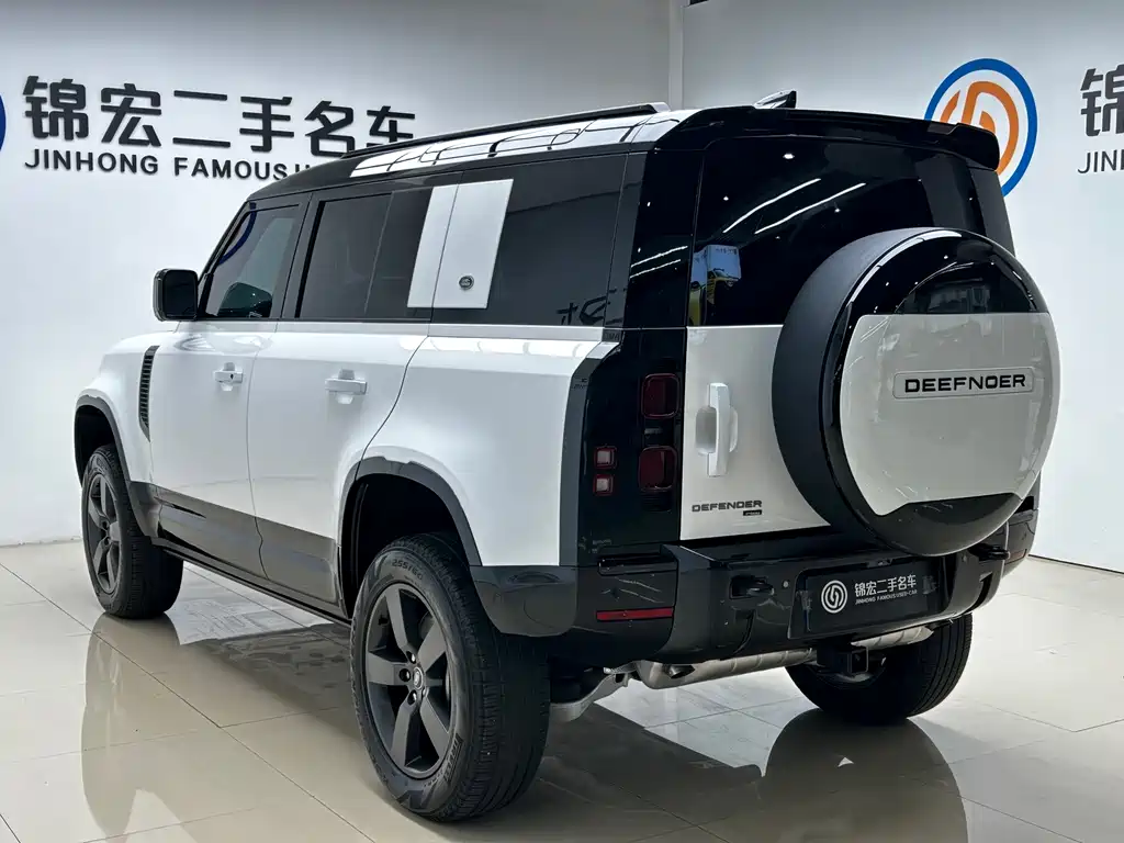Land Rover Defender — миниатюра 25
