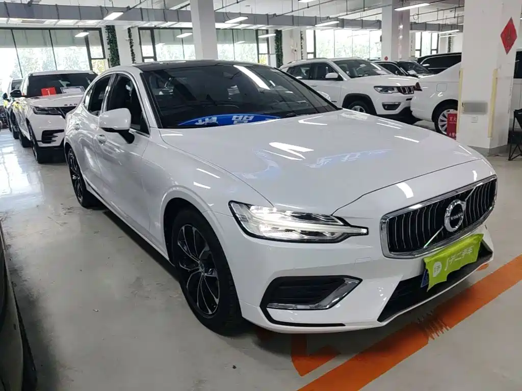 Volvo S60 2020 T4 Luxury