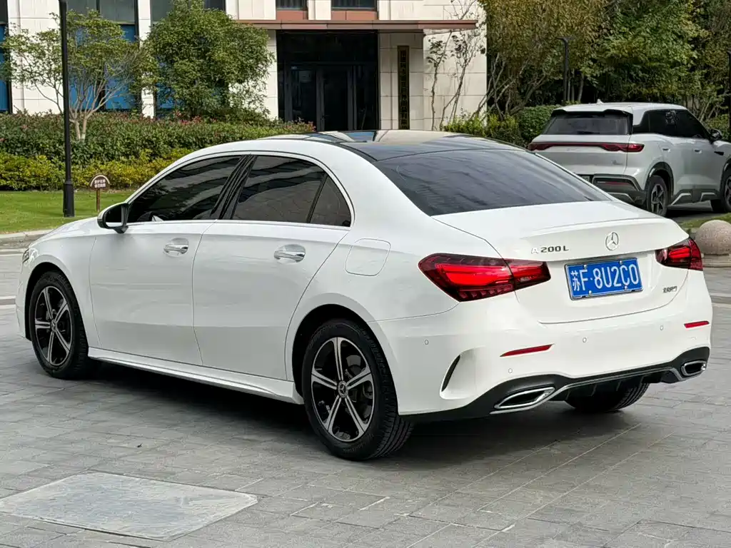 MERCEDES-BENZ A CLASS