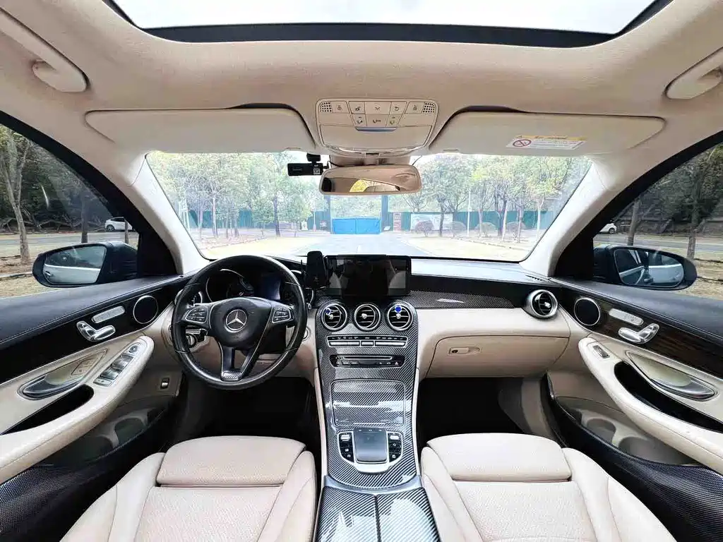 Mercedes-Benz GLC 2016 GLC 260 4MATIC Luxury