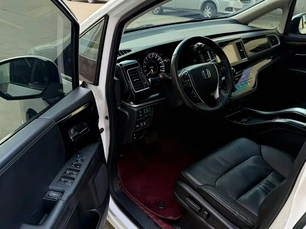 Honda Elysion 2019 2.0L Luxury