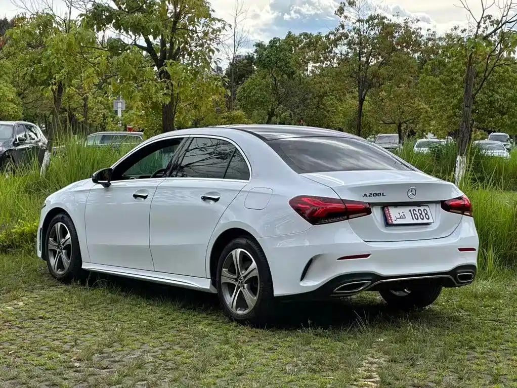 Mercedes-Benz A-Class — миниатюра 7