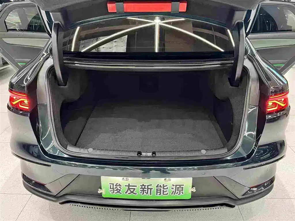 BYD Han — миниатюра 16