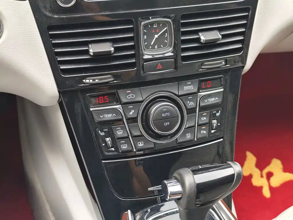 Hongqi Hongqi H7 — миниатюра 19