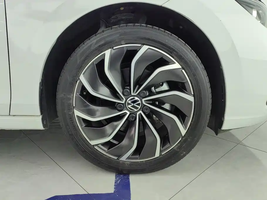 Volkswagen Golf — миниатюра 6