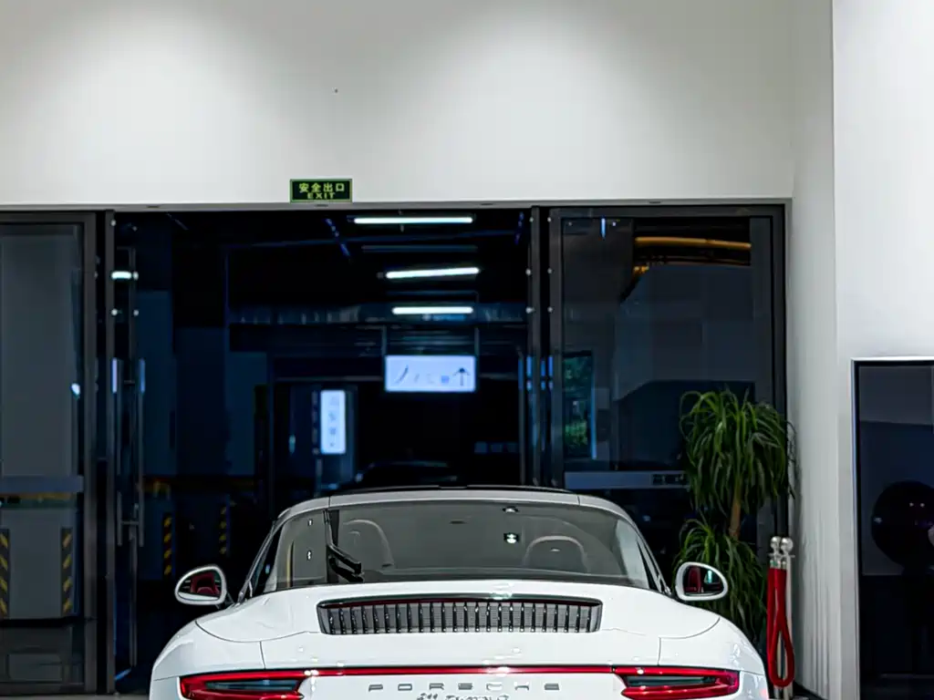Porsche 911 Targa 4 3.0T, фото 5