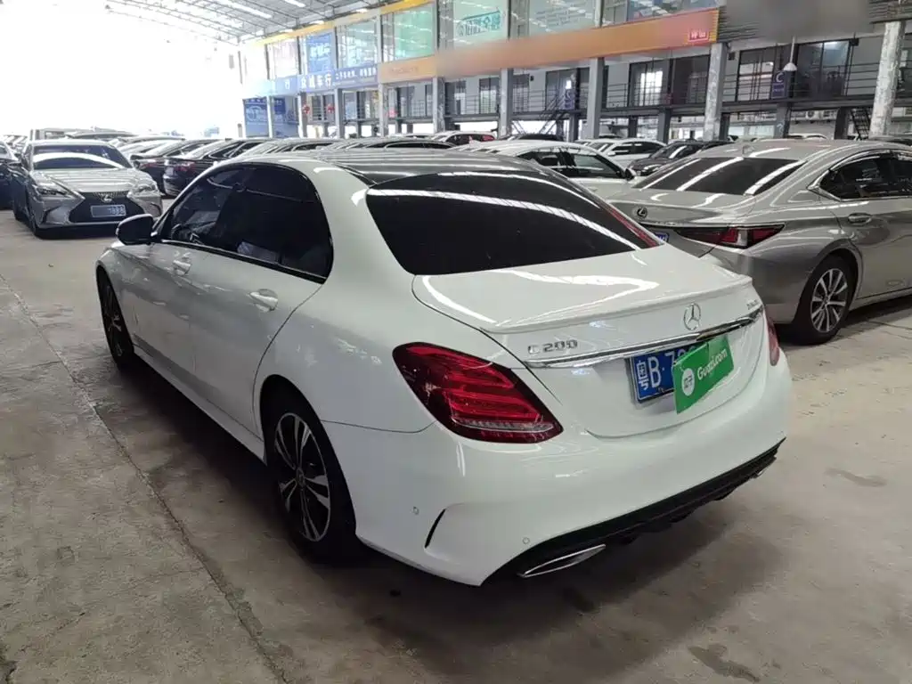 Mercedes-Benz C-Class — миниатюра 5