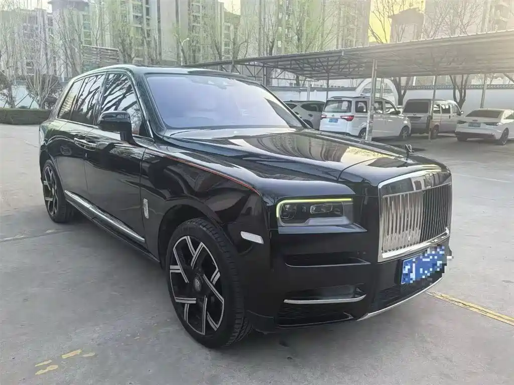 Rolls-Royce Cullinan 2018 мест