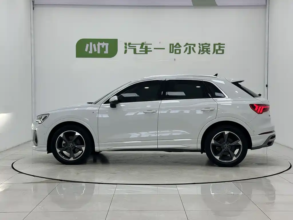 Audi Q3 2022 35 TFSI Fashion