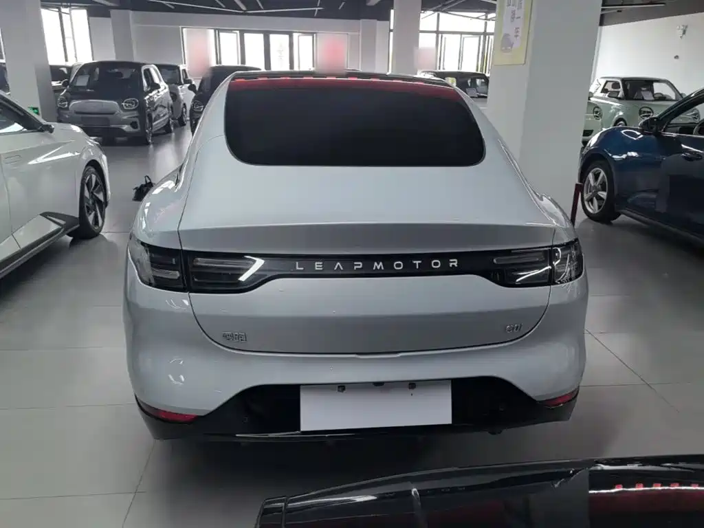 Leapmotor Leapmotor C01 — миниатюра 6