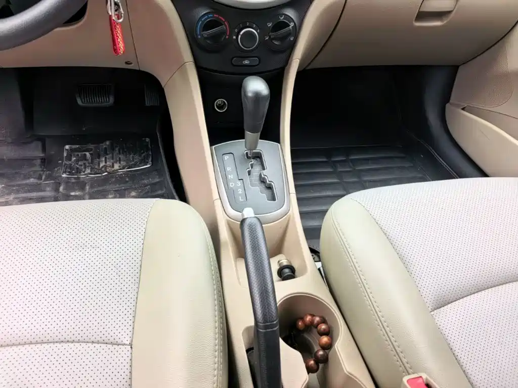 Hyundai Verna — миниатюра 14