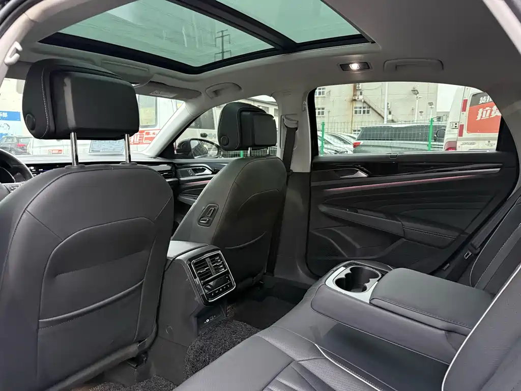 Volkswagen Passat — миниатюра 23