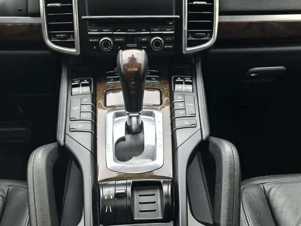 Porsche Cayenne 2012 3.6L