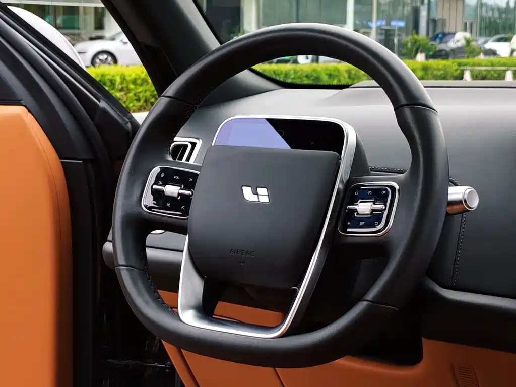 Li Auto L8 2023 Air