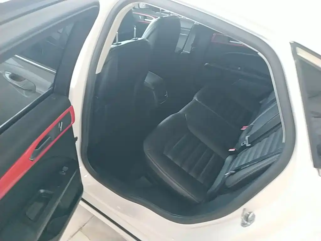 Ford Mondeo — миниатюра 17