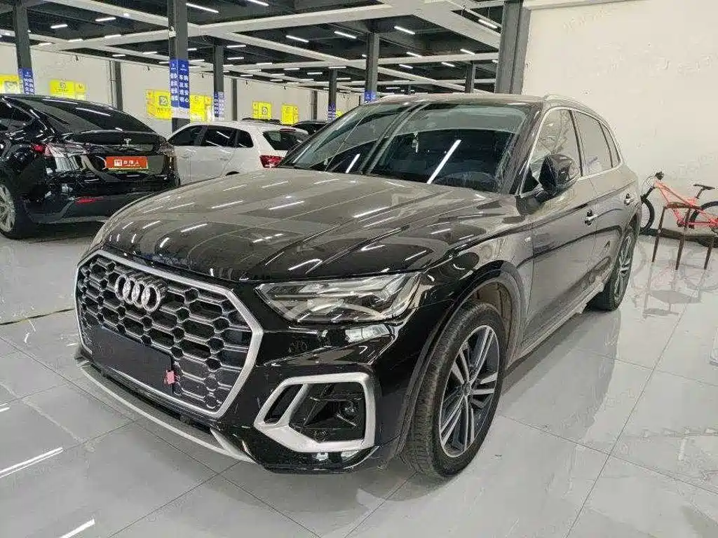 Audi Q5L — миниатюра 2