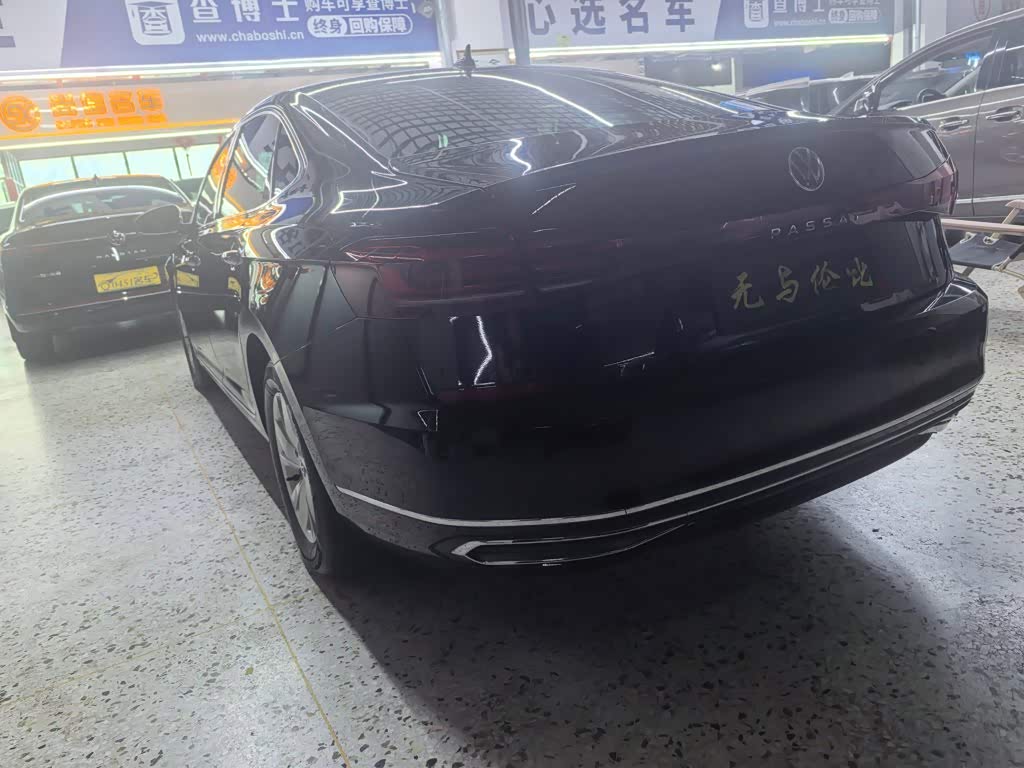 Volkswagen Passat 1.4 л 2023 г. Чёрный, пробег 38000 км