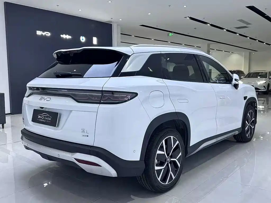 BYD L DM-i — миниатюра 12