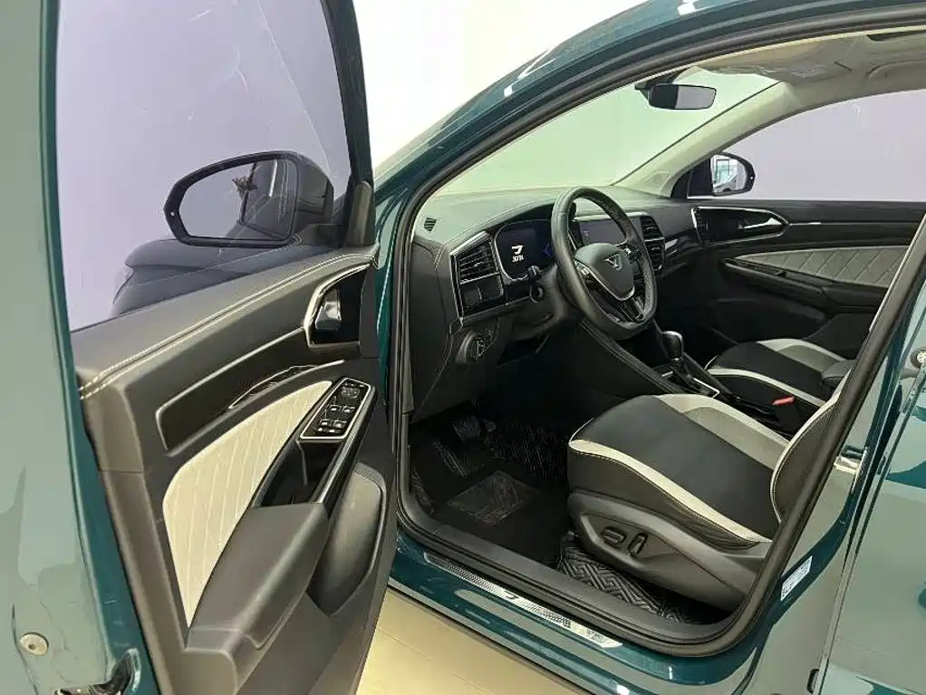 Jetta VS7 — миниатюра 9