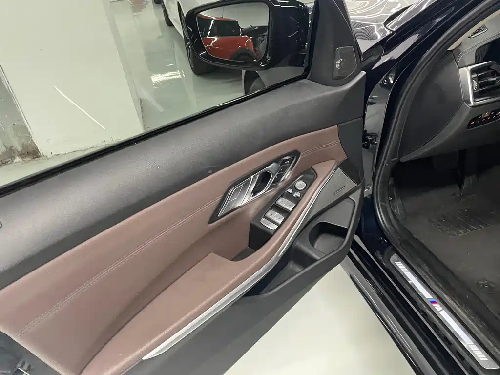 BMW 3 Series — миниатюра 12