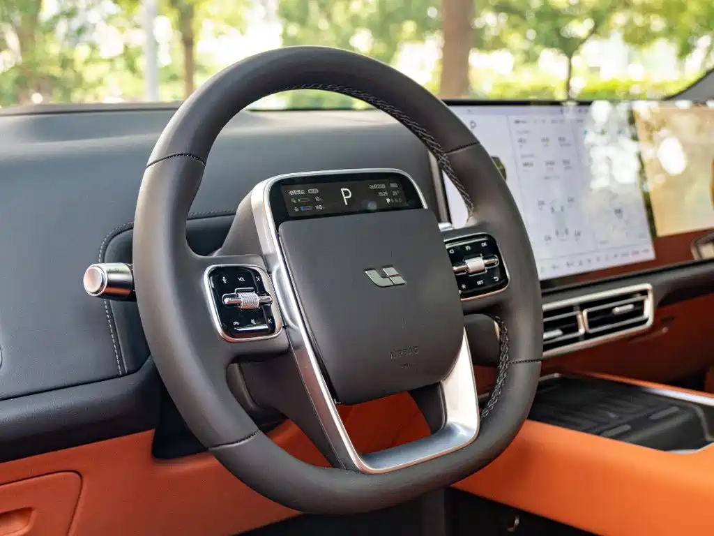 Li Auto Li L8 — миниатюра 19