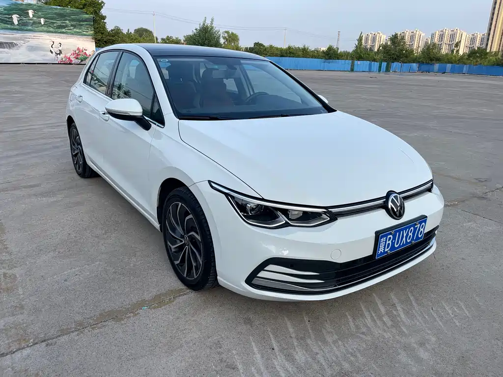 Volkswagen Golf 2023 280TSI DSG Pro