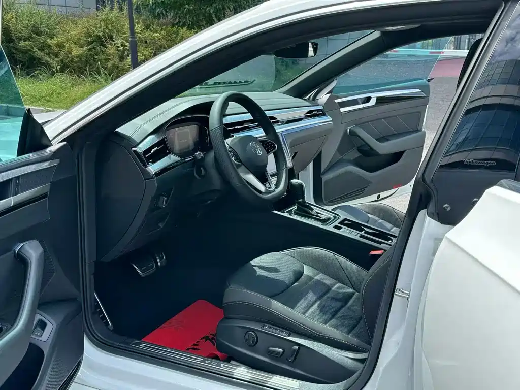 Volkswagen CC — миниатюра 4