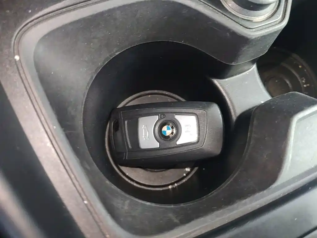 BMW 2 Series (Import) — миниатюра 9