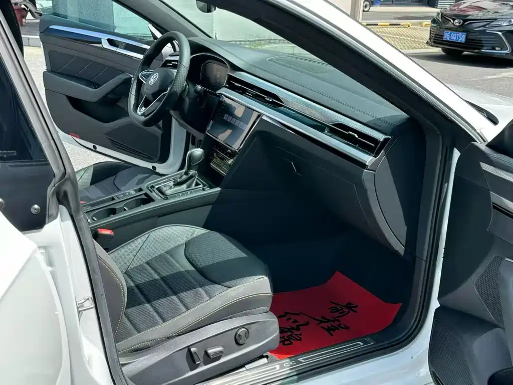Volkswagen CC — миниатюра 6