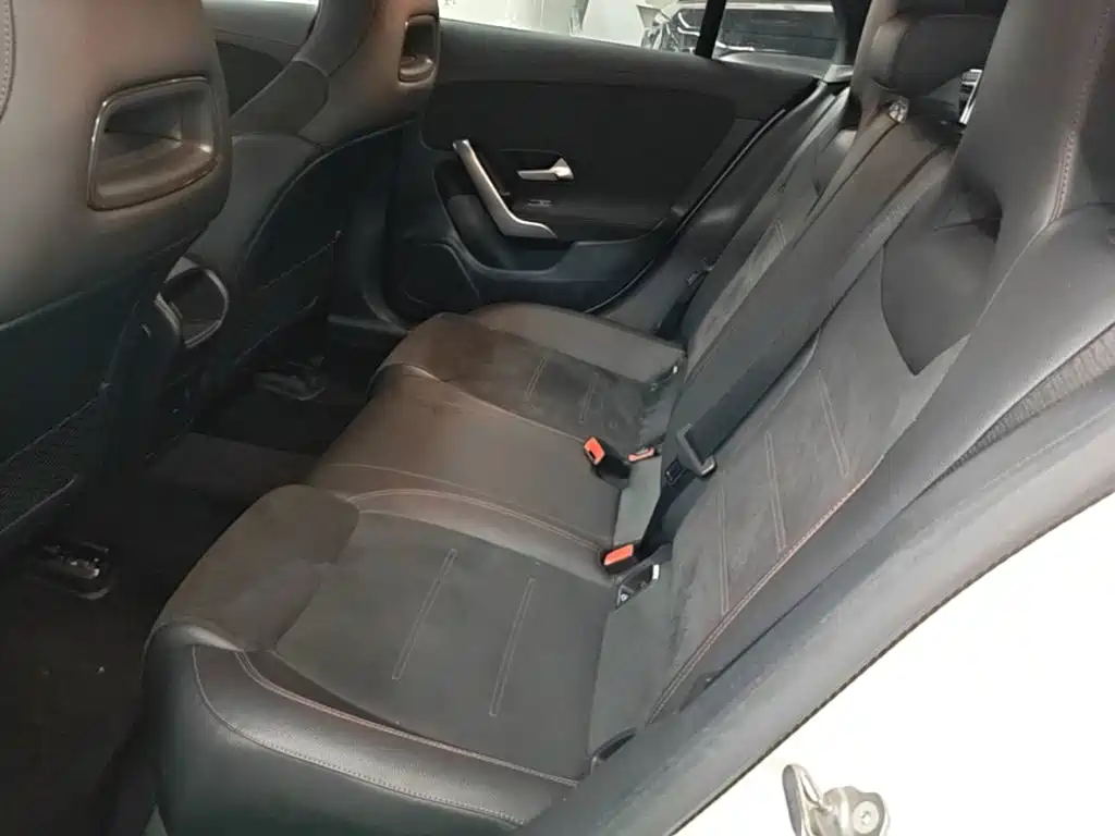 Mercedes-Benz CLA (Import) — миниатюра 17